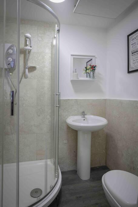 40% Off - Business - Couples - Contractors Apartment Blackpool Exterior foto